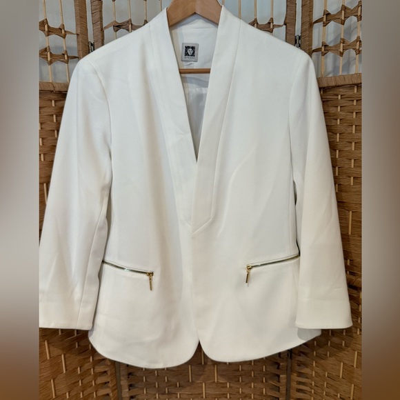 Anne Klein Jackets & Blazers - Anne Klein White Blazer with Gold Accents Women’s Size Large